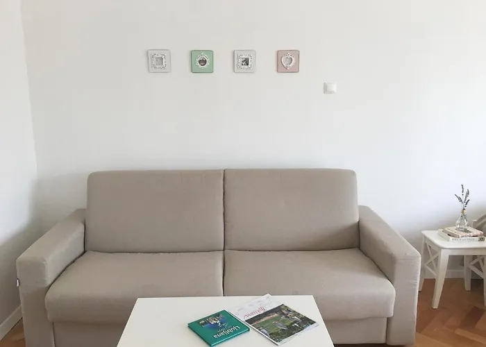 Historic Mexico Building * לובליאנה